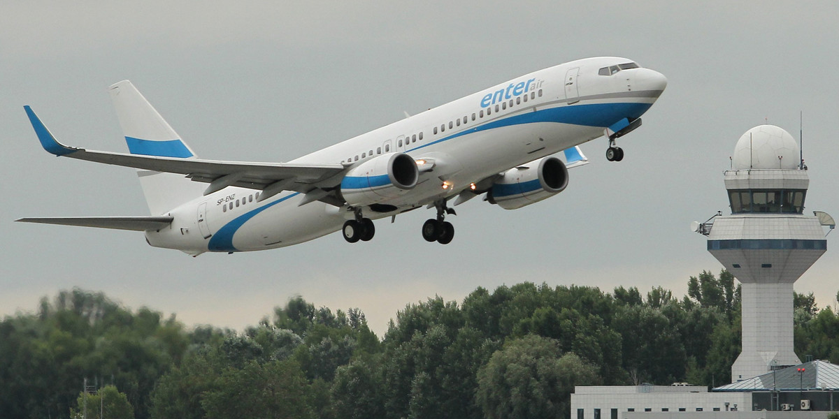 Enter Air jest największą czarterową linią lotniczą działającą w Polsce i jednocześnie największym prywatnym przewoźnikiem lotniczym w naszym kraju.