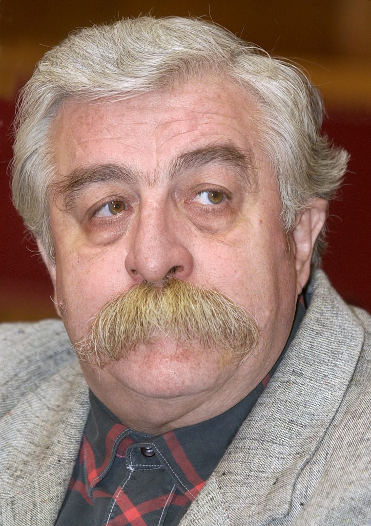 Významný slovenský satirik, humorista, divadelný a filmový herec, spisovateľ a publicista Július Satinský.
