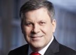 Piechociński o uchodźcach: Nie należy deklarować, ilu ich jest w stanie przyjąć Polska