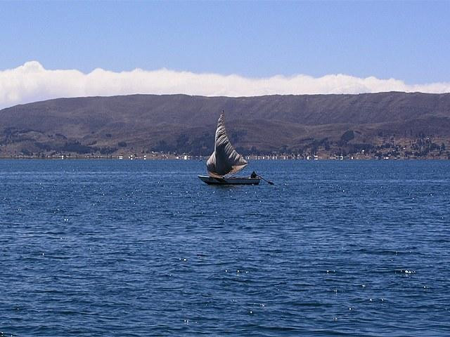 Galeria Peru - indiańska potańcówka na jeziorze Titicaca, obrazek 51