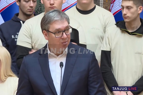 Vučić ugostio učenike Tehničke škole "Nikola Tesla" iz Vukovara