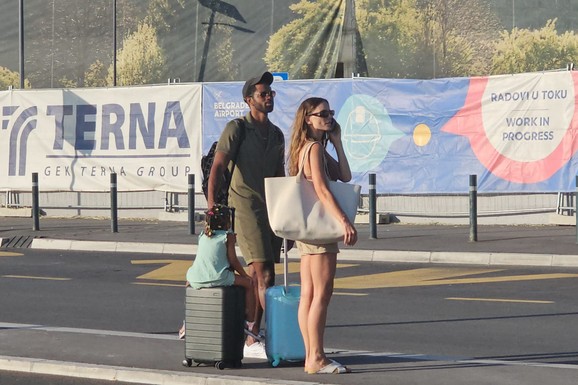 "MUŠKARCI U SRBIJI ME SADA NEĆE VOLETI, ALI MENI JE TO NEZAMISLIVO" Naša glumica se udala za Amerikanca i ovaj naš običaj ne podnosi: "Ne znam šta bih im uradila"