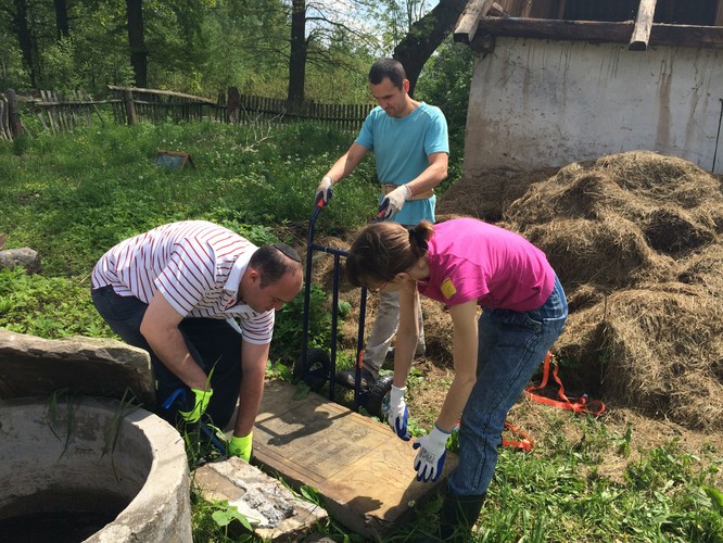 Fundacja 'From The Depths' prowadzi poszukiwania macew w całej Polsce
