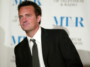Sötét és szomorú titkok kerültek napvilágra Matthew Perry-ről