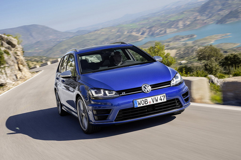 VW Golf R Variant