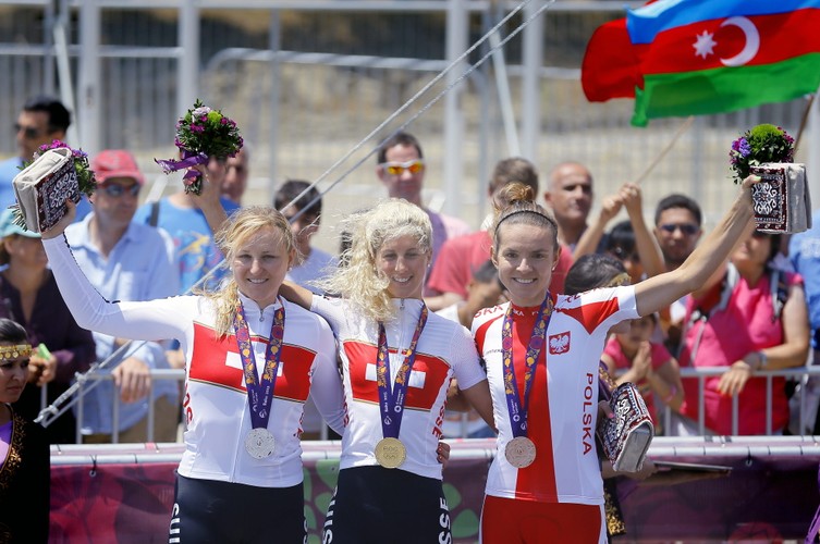 Maja Włoszczowska na podium Igrzysk Europejskich