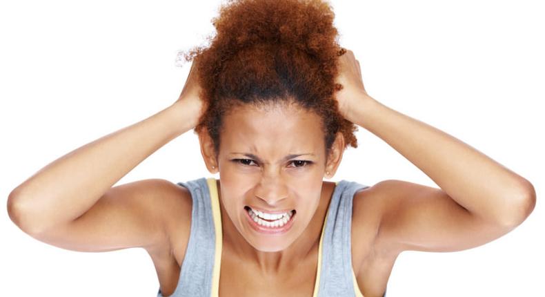 How to relieve an itchy scalp (Black Hair Information)