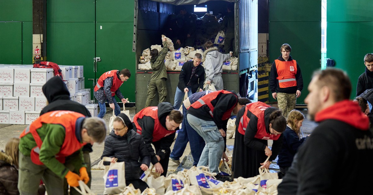 Wielkie świąteczne pakowanie. Pięć tysięcy paczek, a w środku...