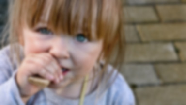 Dwoje na troje dzieci poniżej drugiego roku życia nie odżywia się prawidłowo. UNICEF ostrzega: “jeśli dzieci jedzą źle, żyją źle”