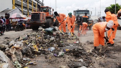 LAWMA has been actively working to improve waste management in Lagos by implementing initiatives such as waste sorting campaigns, recycling programs, and public awareness campaigns [The Sun Nigeria]