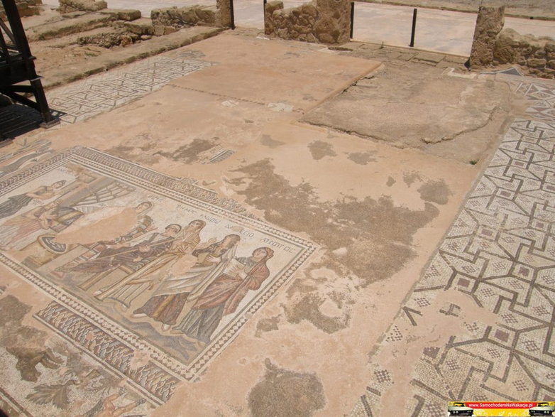 Jedna z mozaik w Willi Tezeusza przedstawia pierwszą kąpiel Achillesa