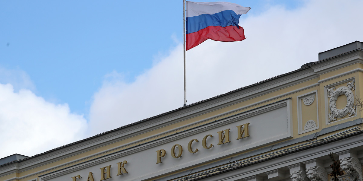 Rosyjski bank centralny wsparł rubla rekordową kwotą 20 kwietnia: ponad 200 mln dolarów