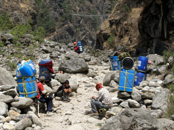 Szerpowie, życie z widokiem na Everest