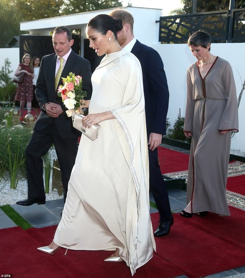 Meghan Markle's hsow-stopping Dior gown