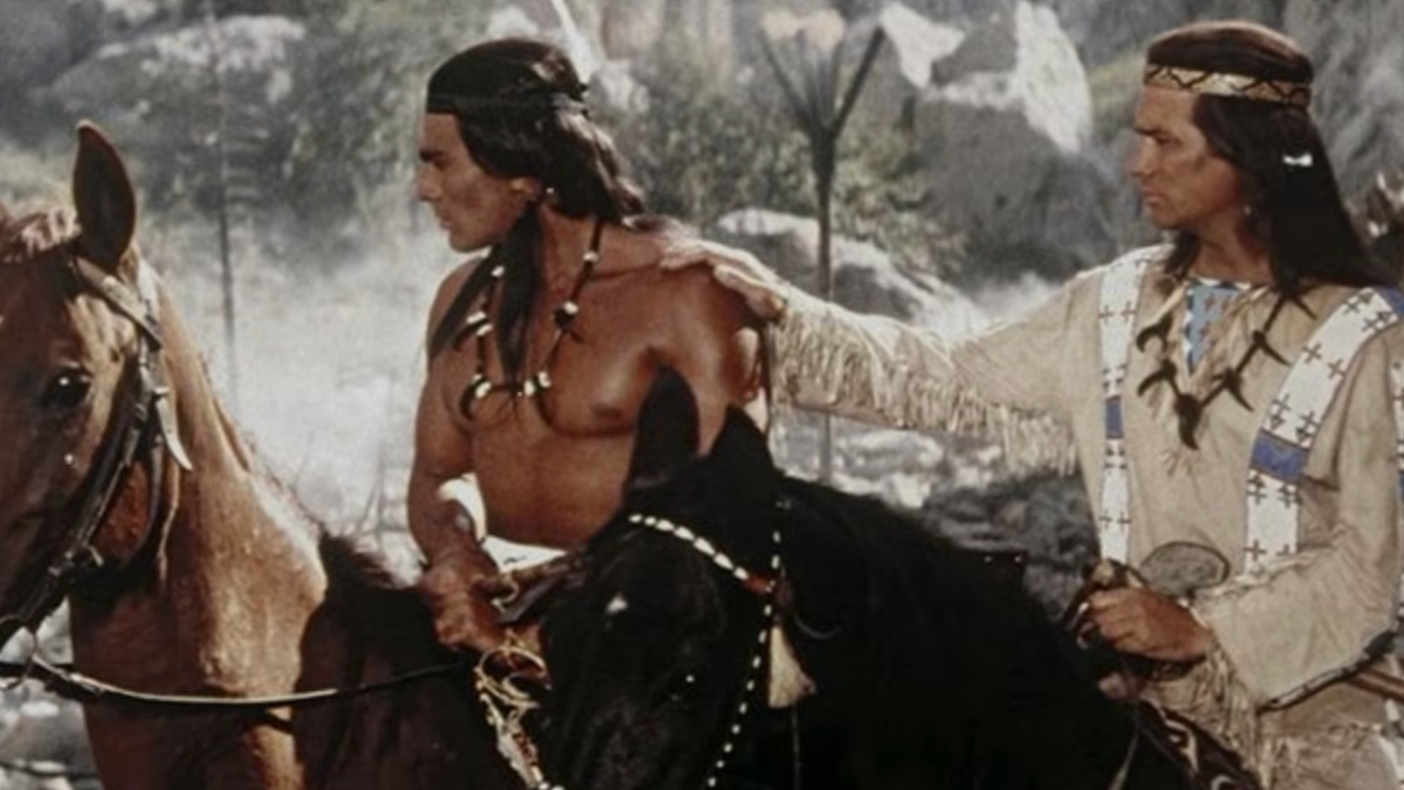 Srbský herec Gojko Mitič si v mnohých filmoch zahral Indiána. 