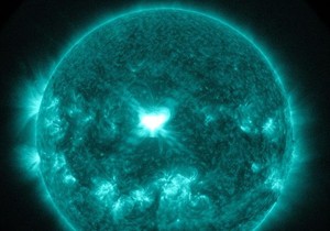 512980_solarna-oluja-10-sept-nasa-ap