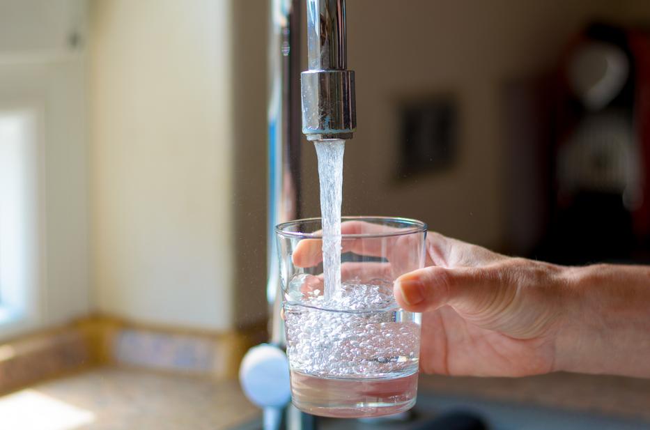 Könnyű fogyókúra vízzel: Meglepően sokat lehet leadni, ha tudjuk mikor és mennyit kell inni