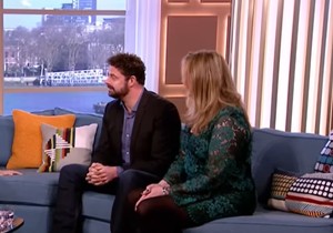 Prelepoj glumici u parku prišao beskućnik i ona se udala za njega