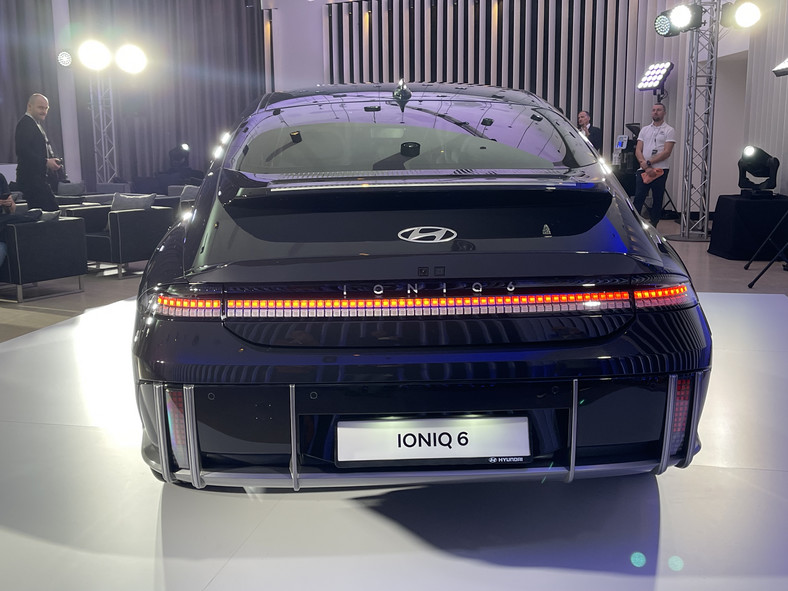 Hyundai Ioniq 6