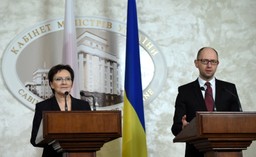 Kopacz do Jaceniuka: Panie premierze, my Polacy jesteśmy z panem. Może pan na nas liczyć