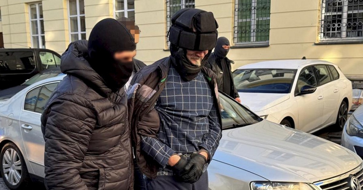 Nowe informacje w sprawie zatrzymanego po ataku na biuro PO. Co zrobi prokurator?