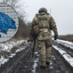 UE wciąż napełnia kieszenie Kremla. A mogłaby zatrzymać wojnę, uderzając w pięć czułych punktów Putina [ANALIZA]