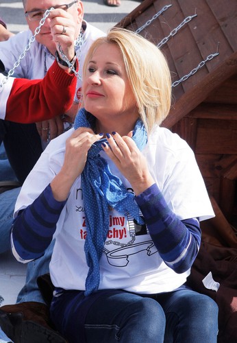 Gwiazdy wzięły udział w akcji 'Zerwijmy łańcuchy'