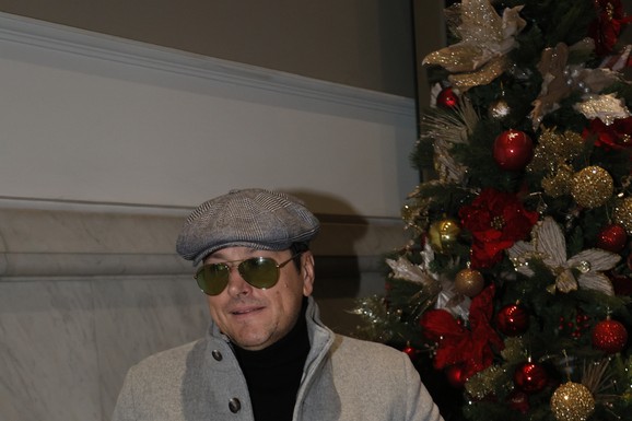 (VIDEO) "NOVE GODINE NE PROVODIM SA PORODICOM" Aco Pejović o praznicima, odnosima u domu i nastupima: "Muškarac treba da poštuje svoju ženu i decu"