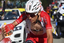 Koronawirus zbiera żniwo na Tour de France. Kolejni kolarze wykluczeni