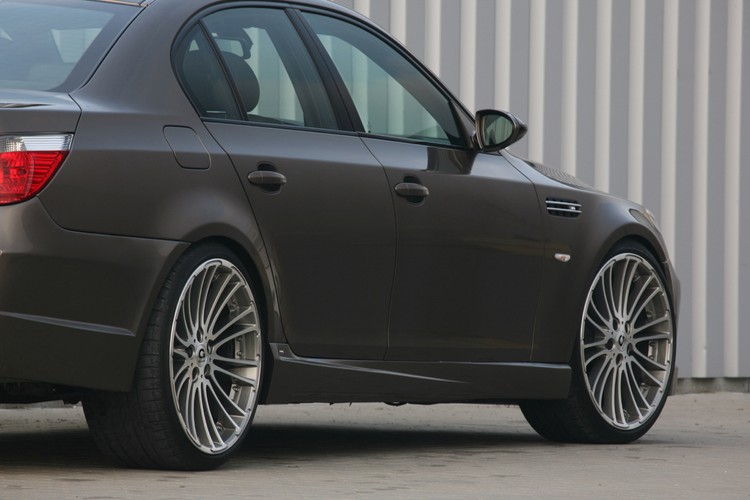 Firma stworzyła potwora na bazie BMW M5
