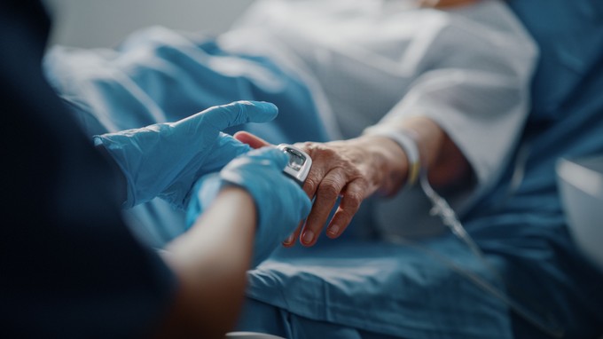 Ilyen a halálhoz vezető út - jelek, hogy valakinél közeleg a vég