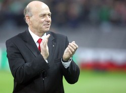 Lato załatwi piłkarzowi grę w kadrze Leo?