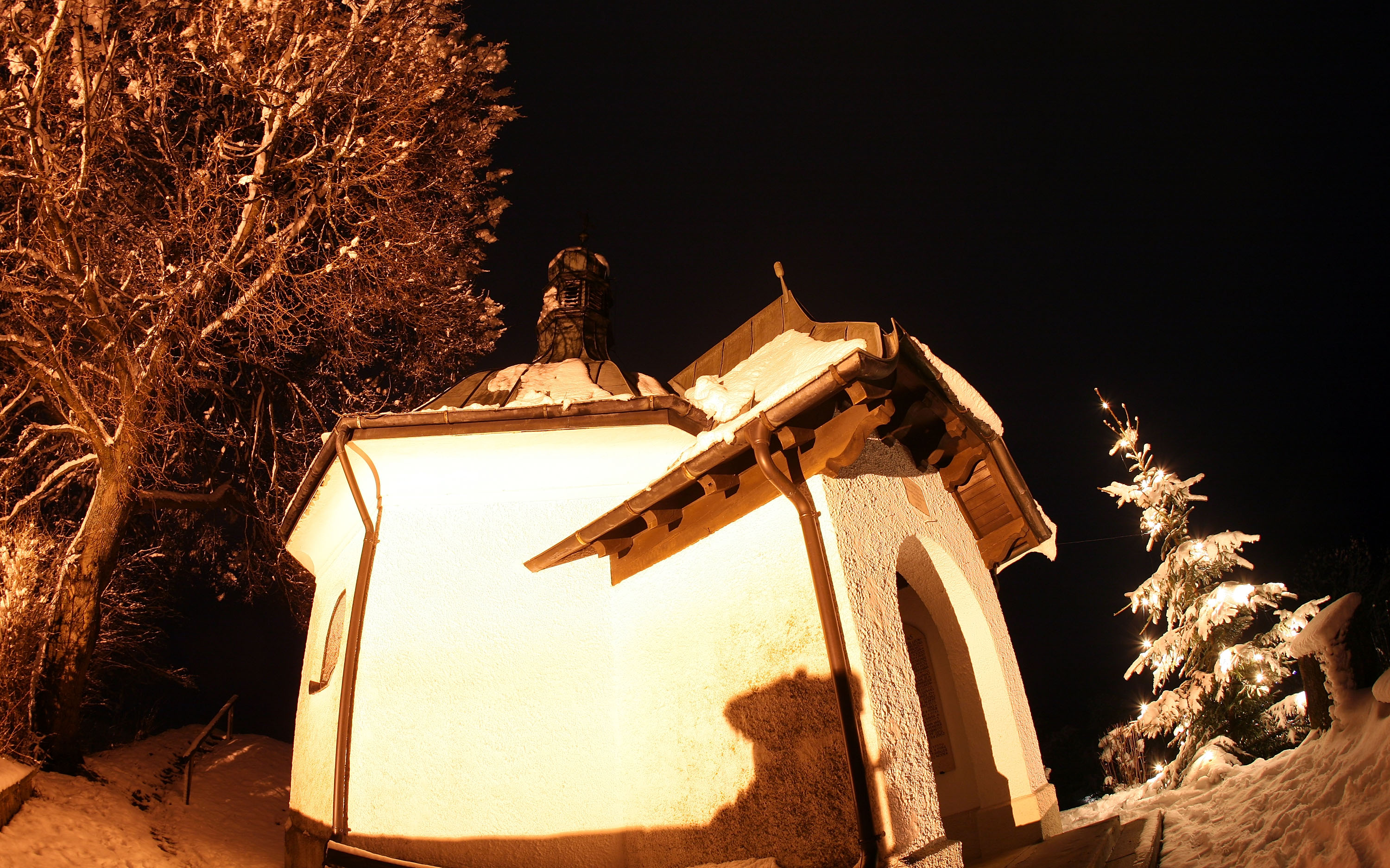 DWD-Warnung für Bayern: Glätte und Sicht unter 150 Meter bis Heiligabend