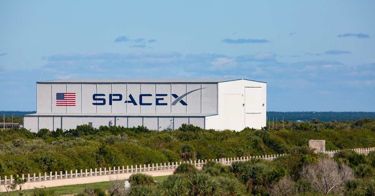 Złota Kopuła Trumpa nie dla Muska? Biały Dom szuka alternatyw dla SpaceX