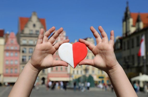 Jak Polacy oceniają sytuację w kraju? [SONDAŻ CBOS]