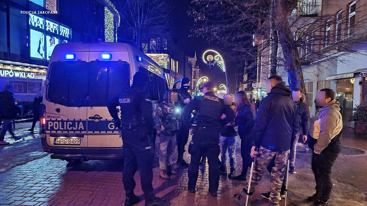 Zakopane. Bójki i atak na policjanta. Podsumowanie "Sylwestra Marzeń"