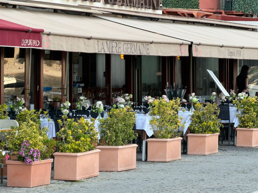 Dekoracija u restoranu 