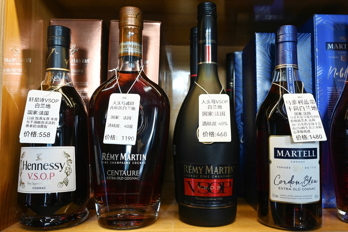 Chiny wprowadzają cła na alkohole z UE. Tyle wyniosą stawki