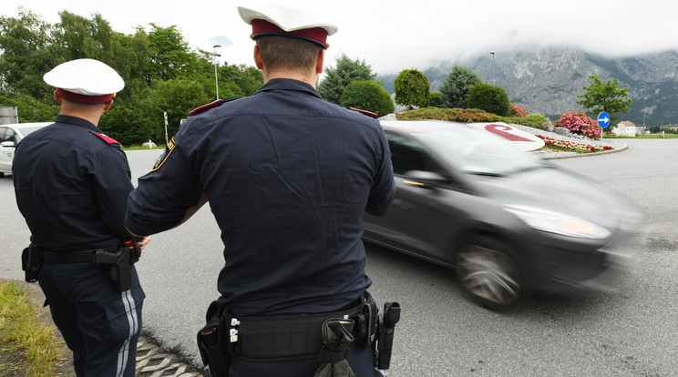 A stájerországi hatóságok tájékoztatása szerint az eset a triebeni rendőrőrsön történt / Illusztráció: Northfoto