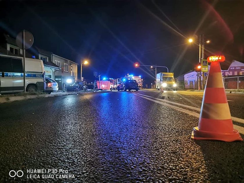 Tragedia pod Łaskiem. Nie żyje dwóch 19-latków