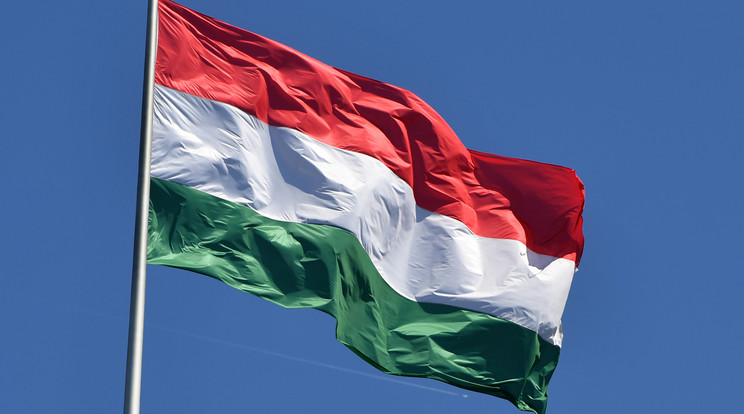 Az augusztus 5-én kezdődő olimpián a magyar csapat zászlóját egy olimpiai bajnok viszi
