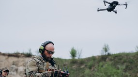 Mur dronów nad Europą. Polska korzysta z doświadczeń Ukrainy