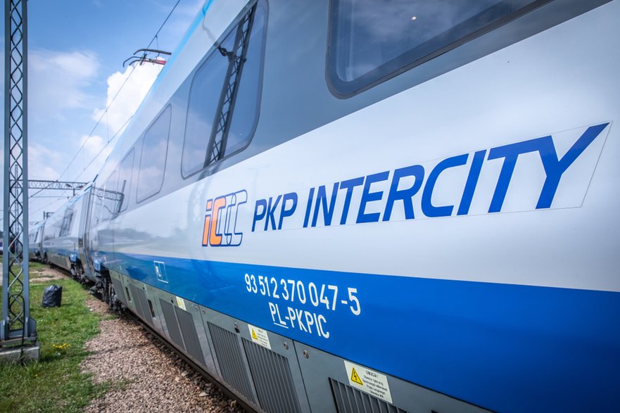 pociąg PKP Intercity