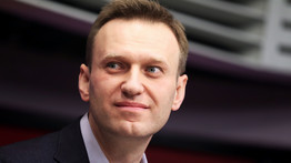 A hatalom továbbra sem hagyja békén Alekszej Navalnijt: most újabb bűncselekménnyel vádolták meg