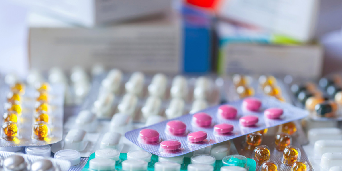 Co roku z Polski wywożone są leki o wartości ok. 2 mld zł. Według NIK łączna wartość medykamentów sprzedawanych do państw UE wynosi 3,5 mld zł, z czego ponad połowa może być wywożona nielegalnie