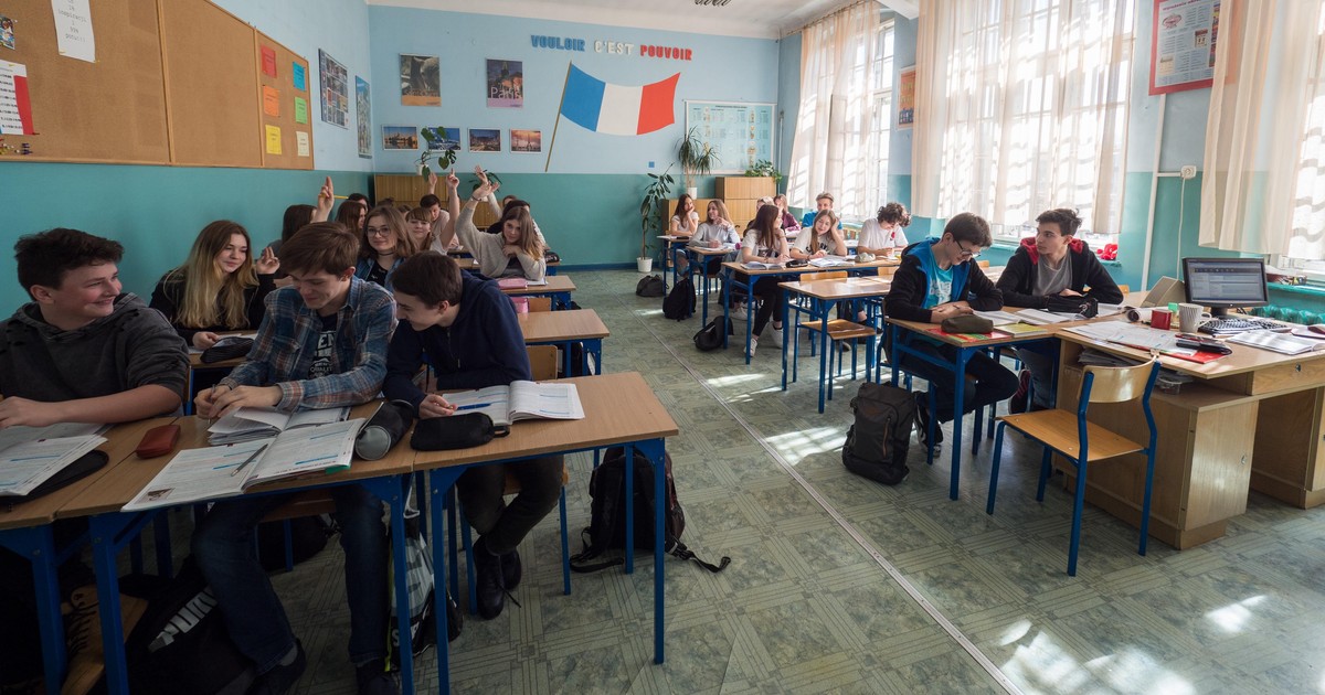 Czy szkoła średnia wlicza się do stażu pracy? To zależy jakiego