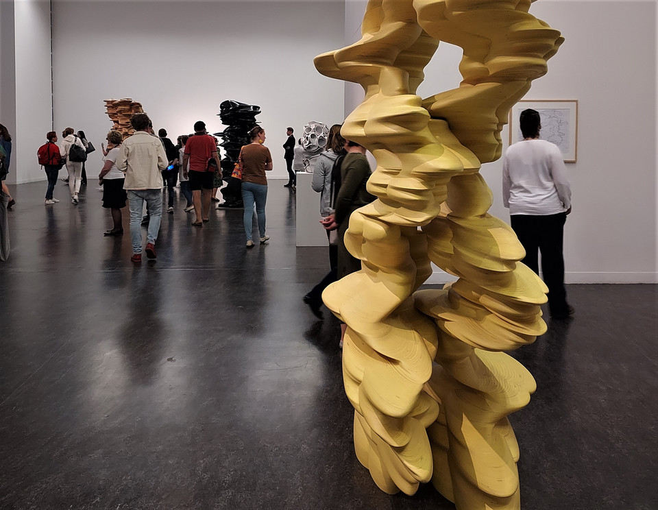 Wernisaż wystawy "Tony Cragg. Rzeźby i prace na papierze" w Toruniu