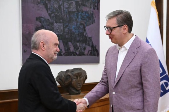 "DOBAR I SADRŽAJAN RAZGOVOR" Vučić se sastao sa generalnim sekretarom OEBS-a: "Razmenili smo mišljenja i o prilikama u regionu"