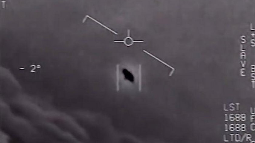 Były szef wywiadu przyznaje: obserwacji UFO było więcej niż ujawniono