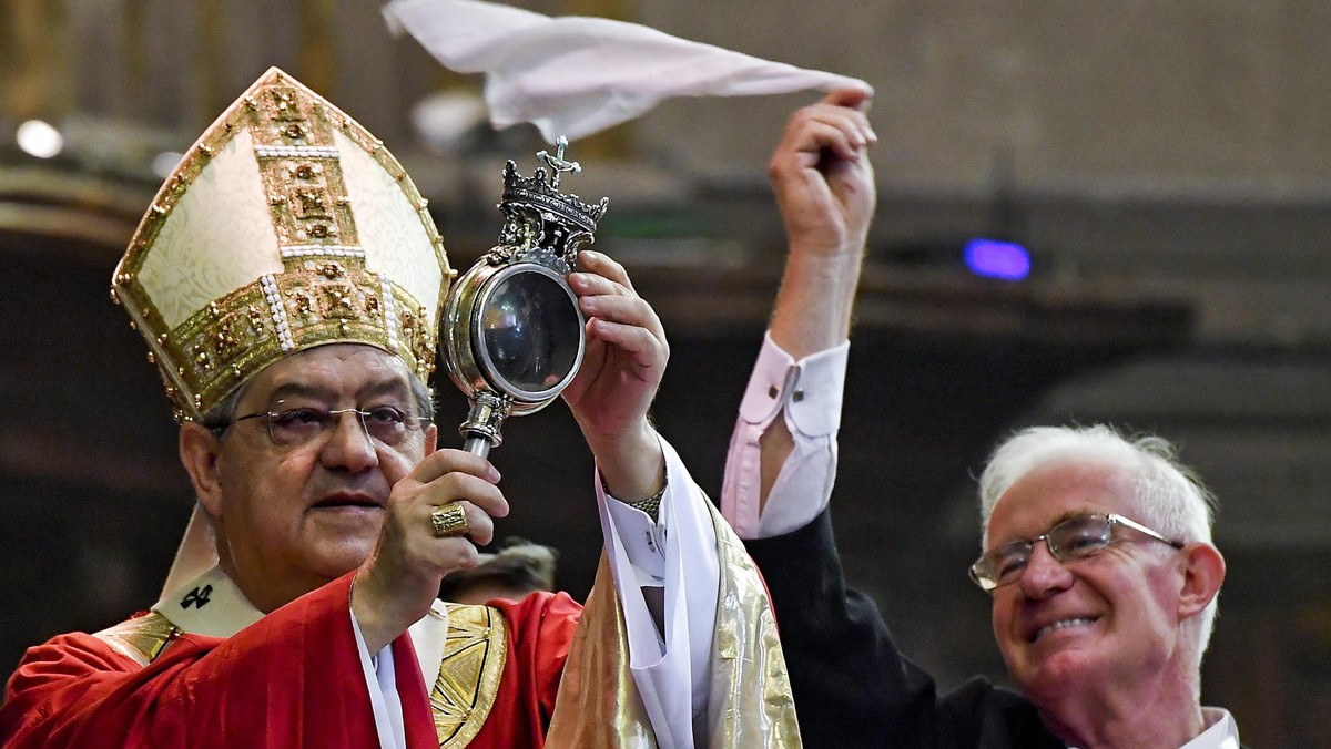 ITALY BELIEF MIRACLE  (San Gennaro 'miracle' repeated in Naples )